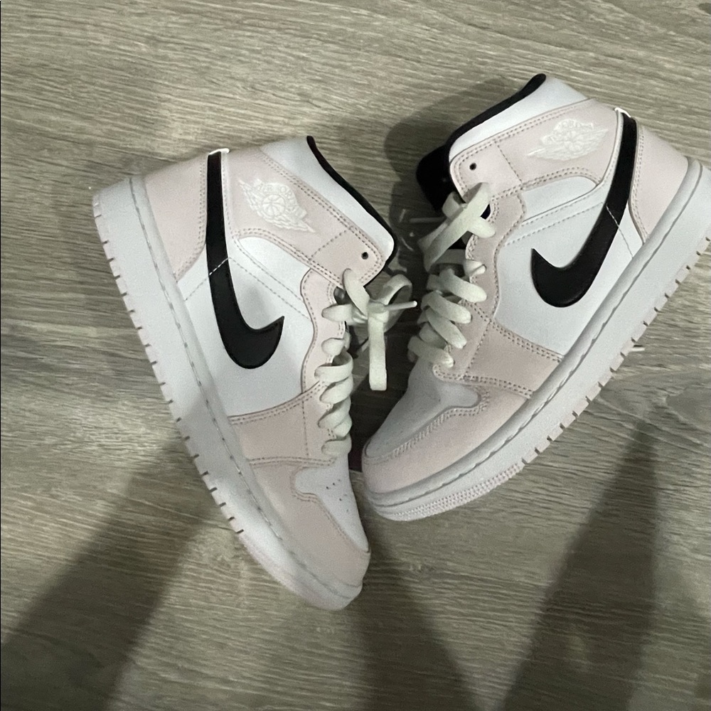 Jordan 1 rose